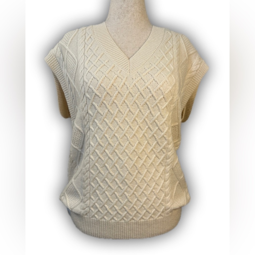 Madewell Cream V-Neck Cable Knit Wool Blend Sweater vest